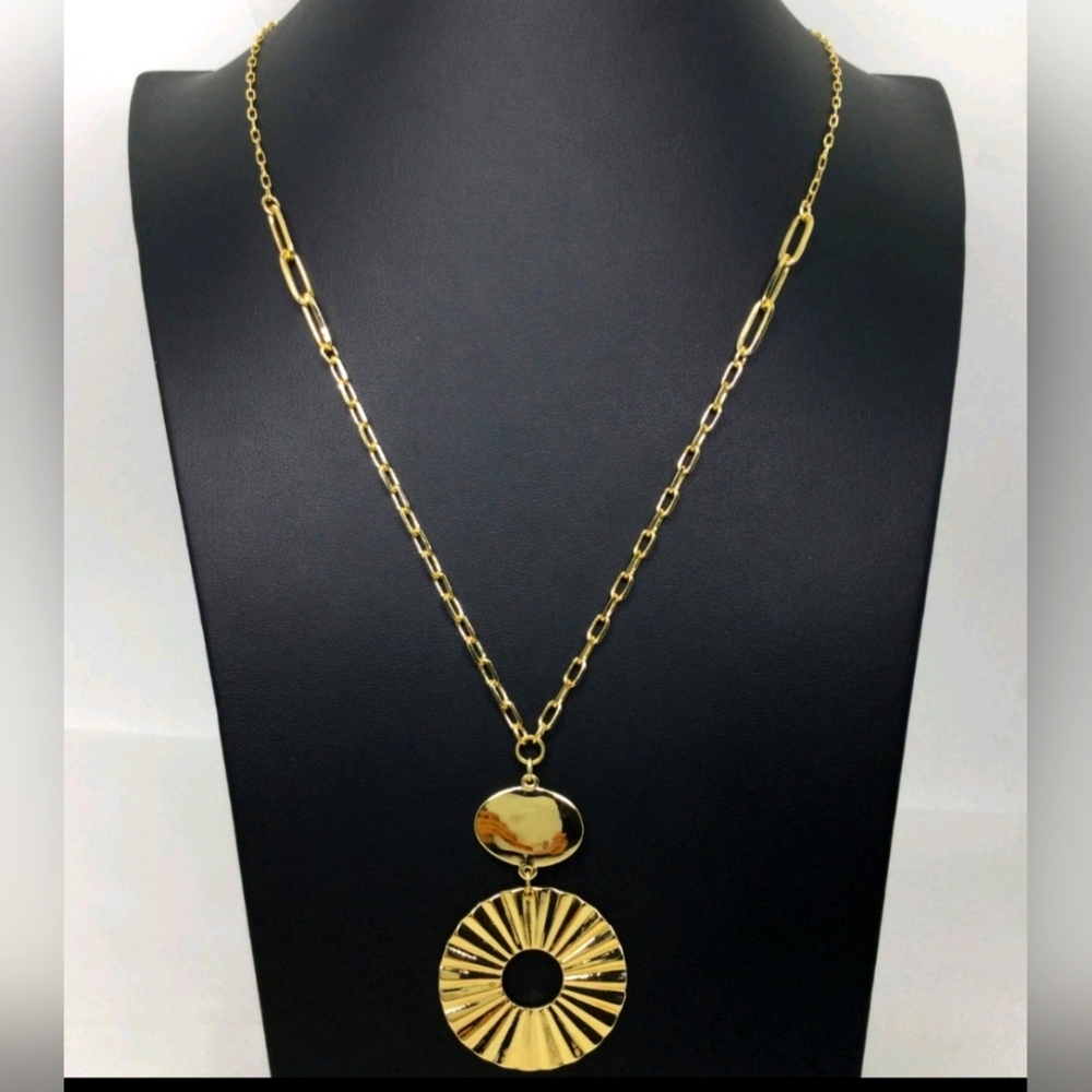 Ann Taylor Goldtone Ribbed Pendant Long Chain Necklace 30" NWOT